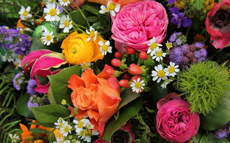 Fresh Flowers from Crestwood Flowers, your Kansas City Florist